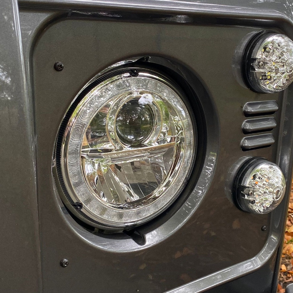 Wipac 7” LED Headlight With Indicator and DRL