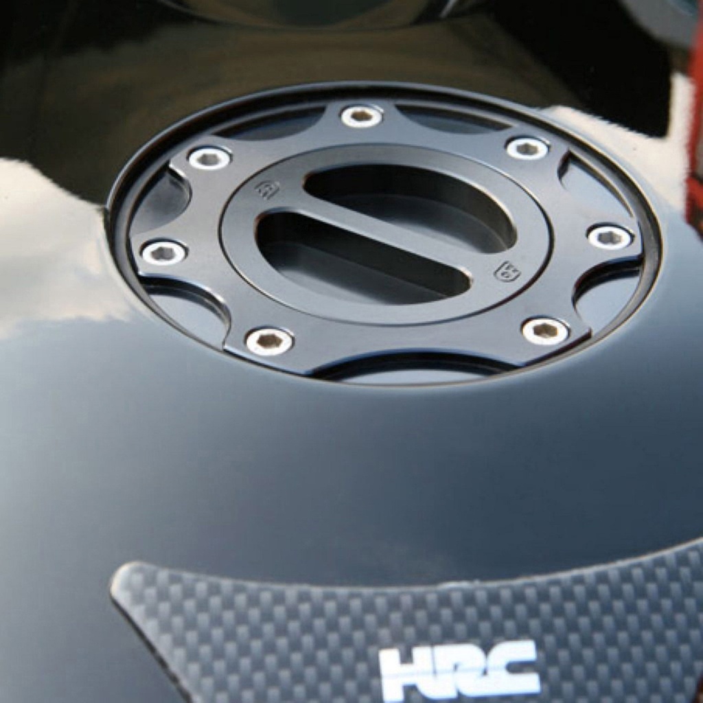 [OBEFUE-7002-BLK-TI] Oberon Motorcycle Fuel Cap And Body