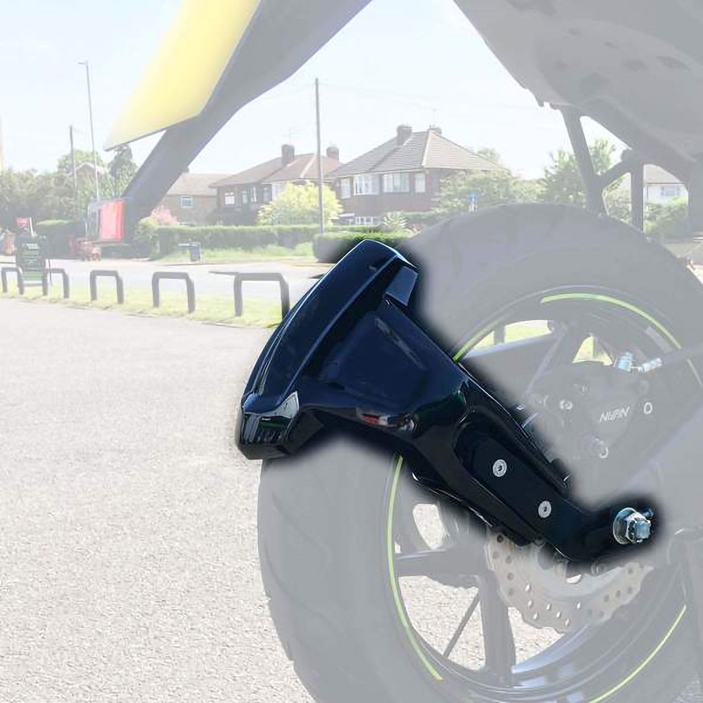 [PYR085300B] Pyramid Motorcycle Spray Guard